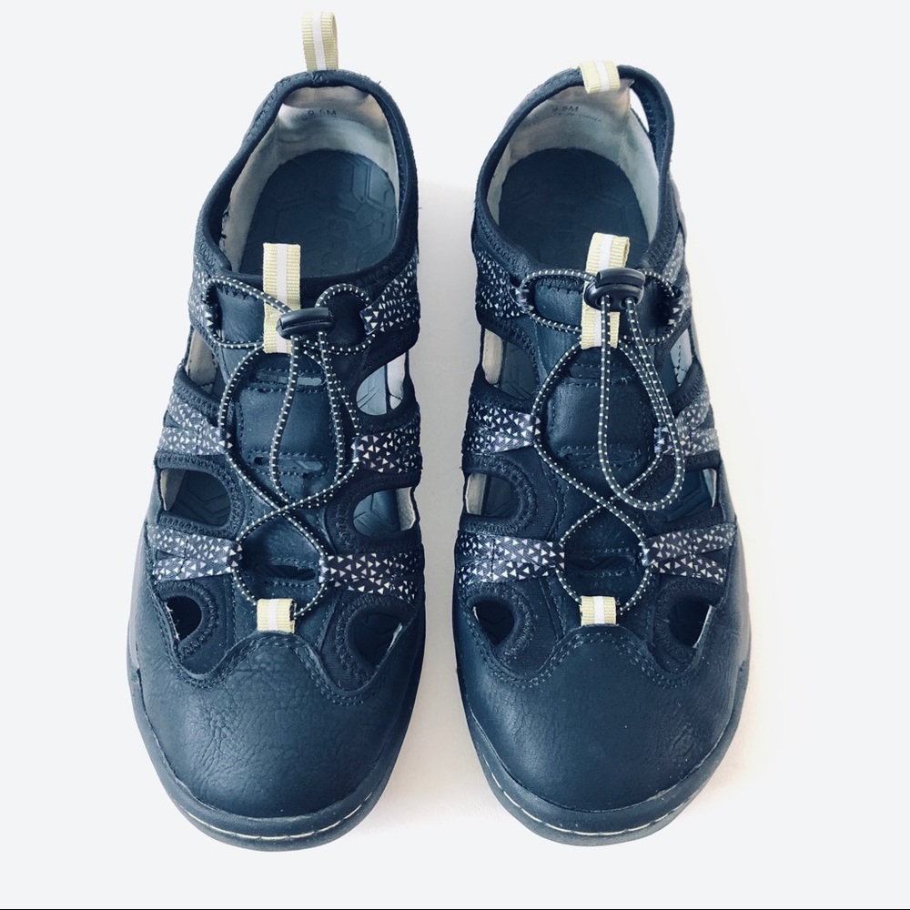 JSport Jambu Hibiscus Hiking Sandals Walking Shoes